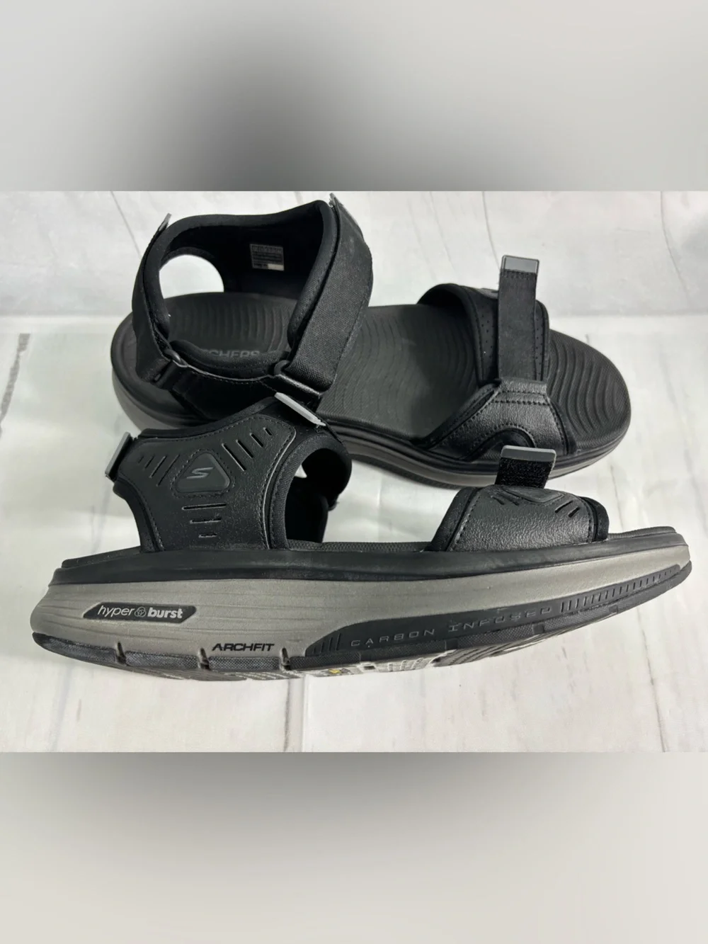 Skechers Men's Go Walk Workout Walker Hook & Loop Strap Sandals Sz 12